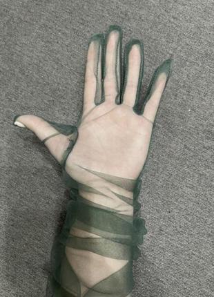 Перчатки длинные высокие зеленые, изумрудные прозрачные фатиновые, фатин6 фото