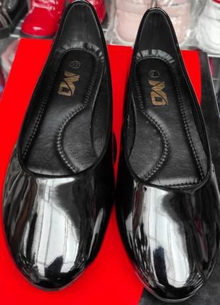 Черные лаковые туфли балетки для девочки, женские