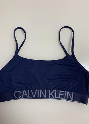 Женский топик calvin klein