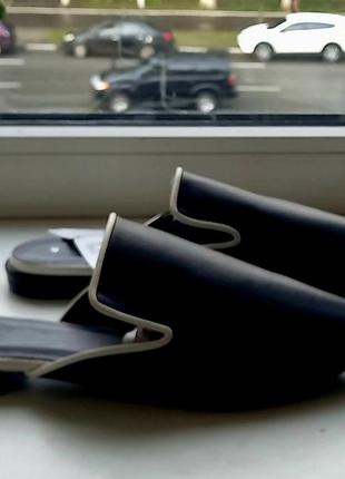 Чорні мюлі з гострим носом piaza italia