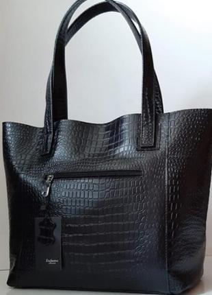 Практичная женская сумка из натуральной кожи с тиснением под рептилию4 фото