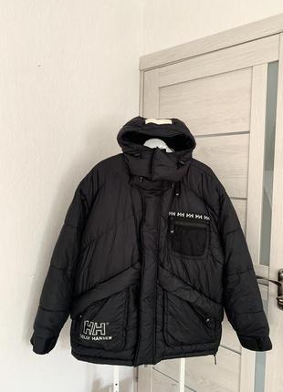 Чоловічий зимовий пуховик helly hansen