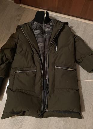 Невероятно тёплый пуховик высшего качества guess !