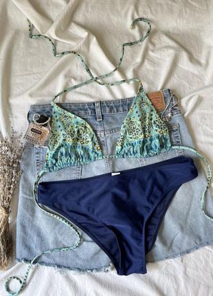 Раздельный купальник на завязках