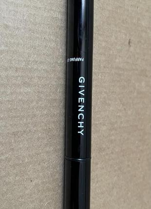 Givenchy mister stylo коректор для обличчя #1203 фото