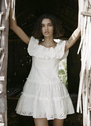 Белое платье из прошвы,белое короткое платье с прорезной вышивкой из новой коллекции zara размер xs/xxs3 фото