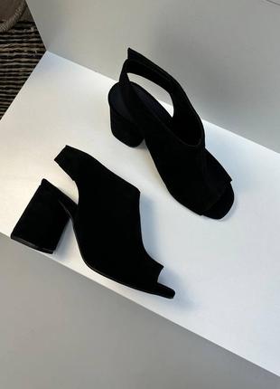 Черные замшевые босоножки на каблуке цвет на выбор4 фото
