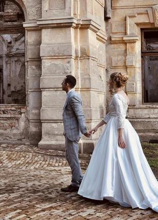 Весільне плаття