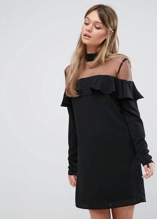 Мини-платье с чокером, прозрачной вставкой и оборкой fashion union