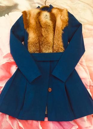 Пальто с натуральным мехам лисы1 фото