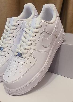 Кроссовки оригинальные nike air force 1 :размер от 39 до 45.5