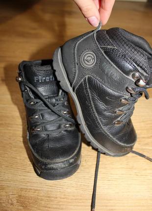 Ботинки кроссовки чёрные кожаные 26 размер firetrap7 фото