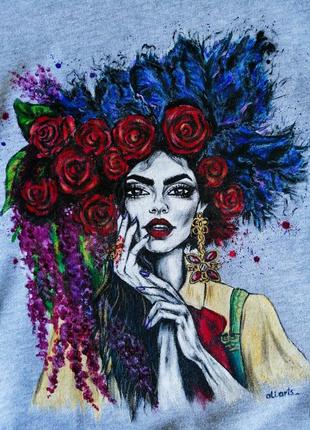 Шикарний світшот з ручним розписом фарбами малюнок не принт дівчина з квітами