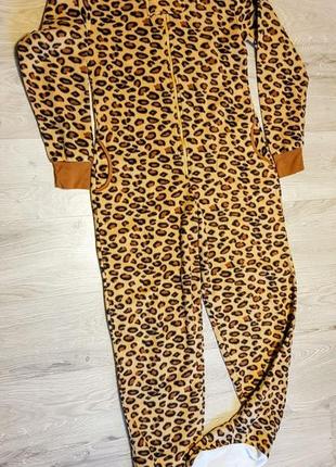 Клевый кигуруми комбинезонпижама  флисовый леопардовый с ногами
