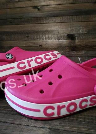 Темно розовые crocs1 фото