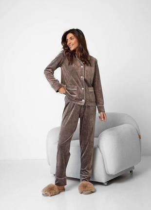 Костюм домашний велюр плюш пуговицы 2-ка штаны и жакет коричневый