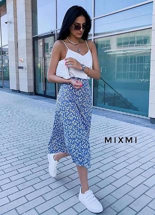 Костюм жіночий топ та спідниця