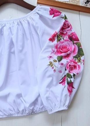 Яркая красивая блуза в стиле вышиванки, розы2 фото