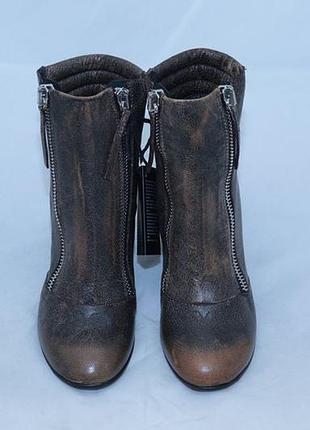 Ботинки diesel, коричневого цвета.
