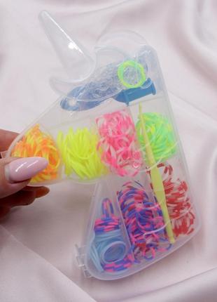 Резинки для плетіння 7 кольорів, дитячий набір резинок для плетіння браслетів у кейсі у формі єдинорога1 фото