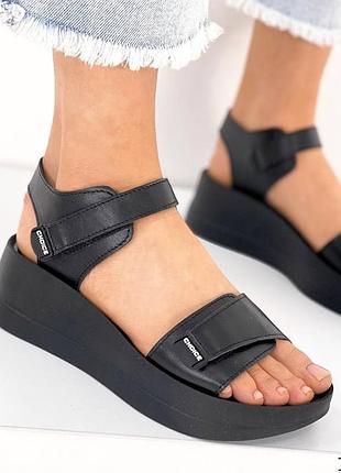 Удобные и комфортные босоножки