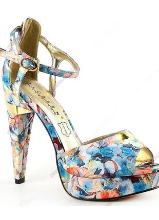Босоножки с цветочным принтом из натуральной кожи 24 см
