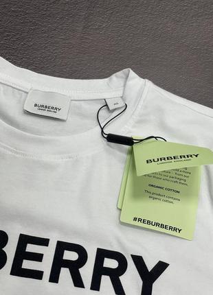 💙є наложка 💙жіноча  футболка  "burberry"💜lux якість3 фото