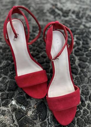 Оригінальні босоніжки sandro paris