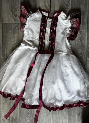 Нова сукня-вишиванка з фатином