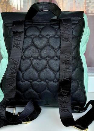 Стильный фирменный рюкзак betsey johnson.5 фото