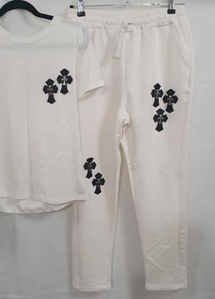 Стильний білий костюм-трійка2 фото