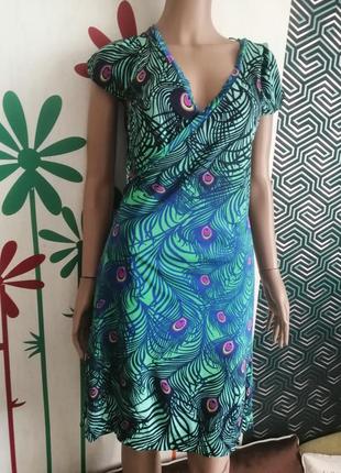 Сукня на запах