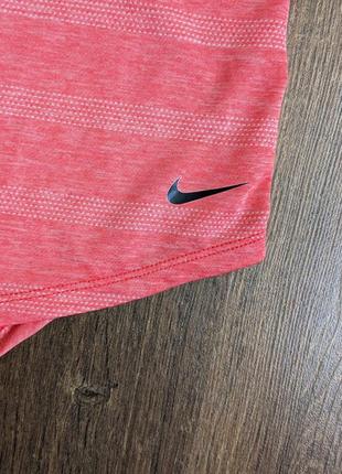 Спортивная майка nike dri fit с красивой спинкой7 фото