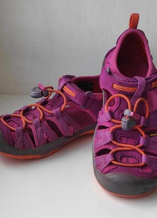 Сандалі keen, merrell, salomon