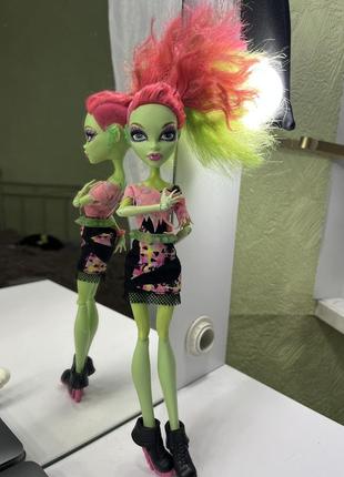 Кукла монстер хай