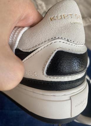 Кросівки kurt geiger