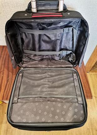 Wenger кейс пілот валіза ручна поклажа чемодан ручная кладь7 фото