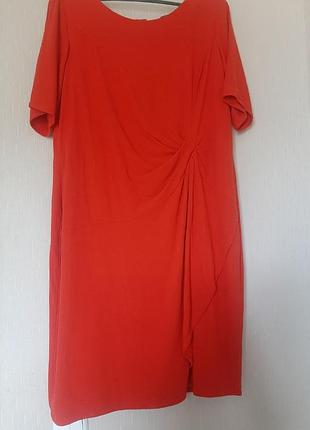 Платье-футляр на подкладке