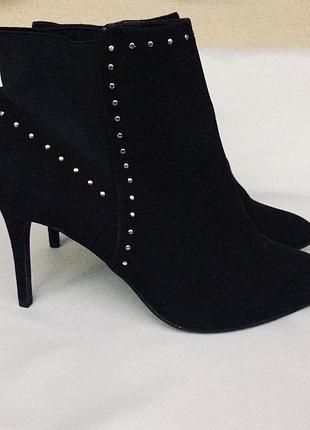 Красиві ботильйони new look, 40