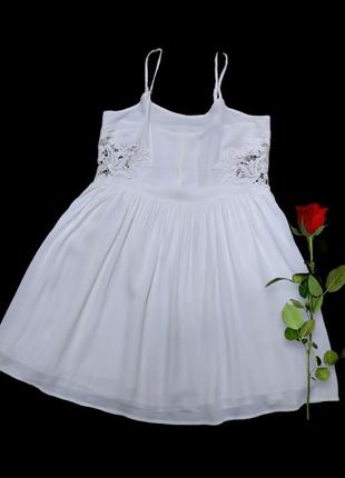 Невероятно красивое вискозное платье topshop с котоновым кружевом