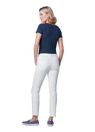 Модные джинсы с вышивкой тсм tchibo. 42 евро4 фото