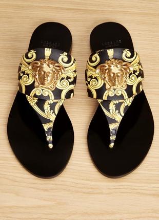 Сандалі босоніжки versace з логотипом
