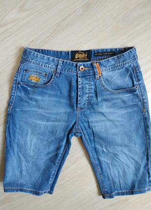 Класичні джинсові шорти