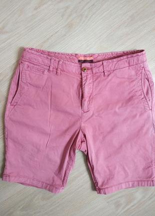 Стильні класичні шорти