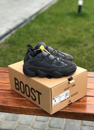 Стильные меховые кроссовки adidas yeezy 500 в черном цвете /осень/зима/весна😍