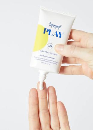 Роскошный солнцезащитный универсальный крем spf 50 supergoop! play everyday lotion spf 50, 71 мл2 фото