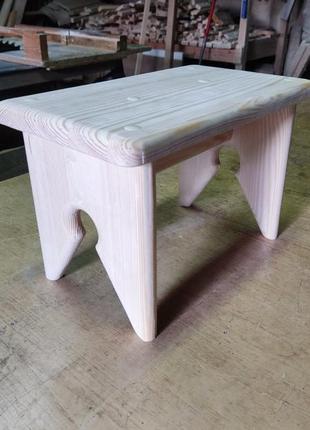 Ослінчик дерев'яний