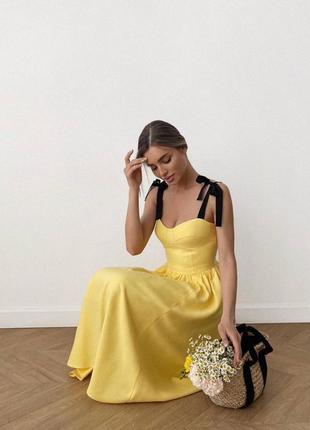 Платье миди желтое однотонное свободного кроя на брителях качественная стильная трендовая2 фото