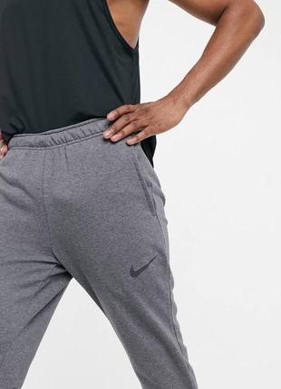 Мужские брюки nike оригинал из новых коллекций.2 фото