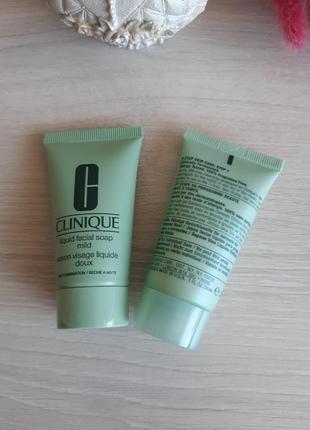 Рідке мило для дуже сухої та чутливої шкіри clinique liquid facial soap extra mild
